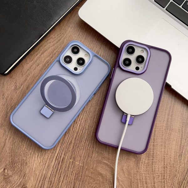 phone case with adjustable holder for iphone