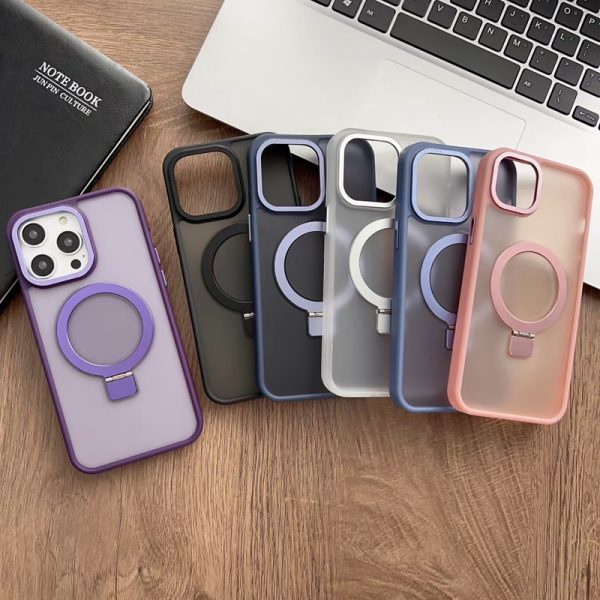 phone case with adjustable holder for iphone